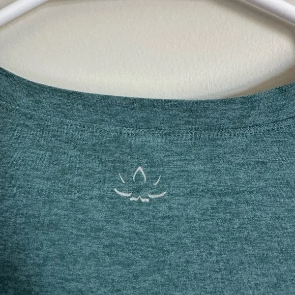 Beyond Yoga All for Ties Tank in teal - Picture 5 of 5